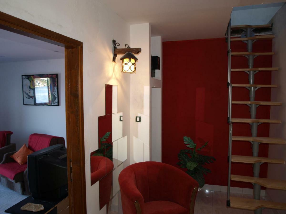 Apartment Halugica Kali Εξωτερικό φωτογραφία