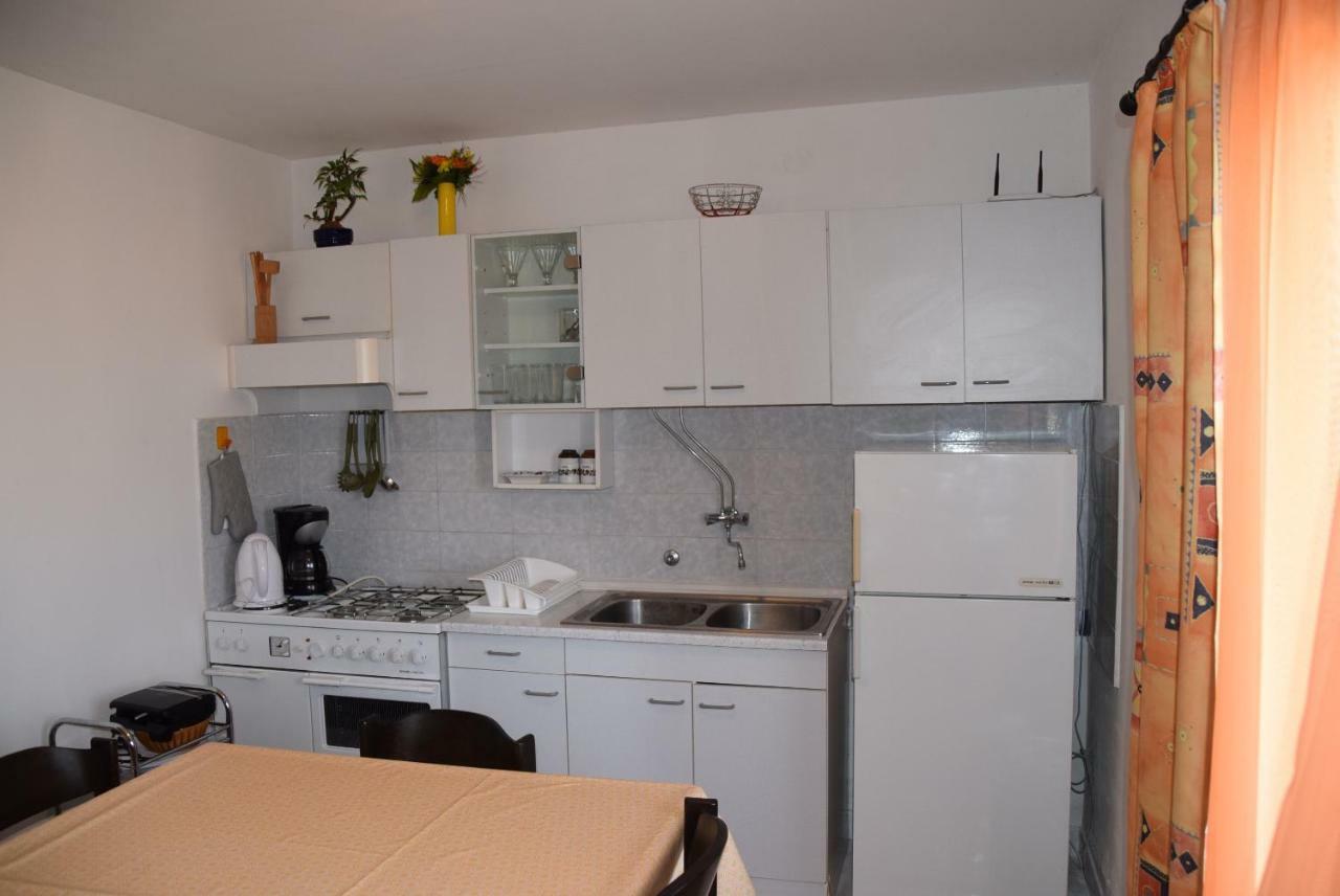 Apartment Halugica Kali Εξωτερικό φωτογραφία
